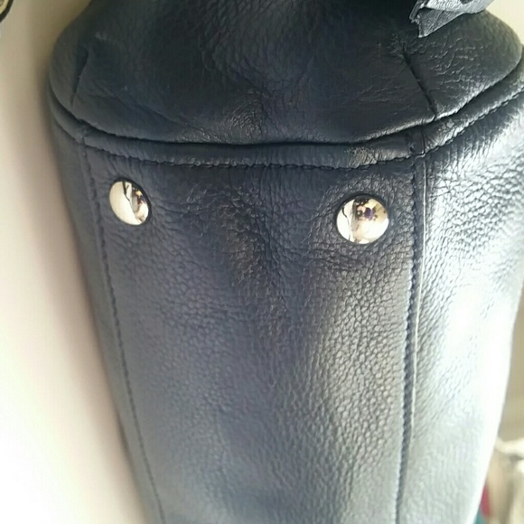 Michael Kors weston- EUC - Picture 5 of 8